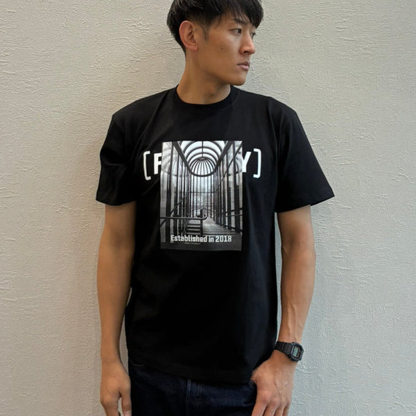 【2月2日発売開始】Geometric T-Shirt